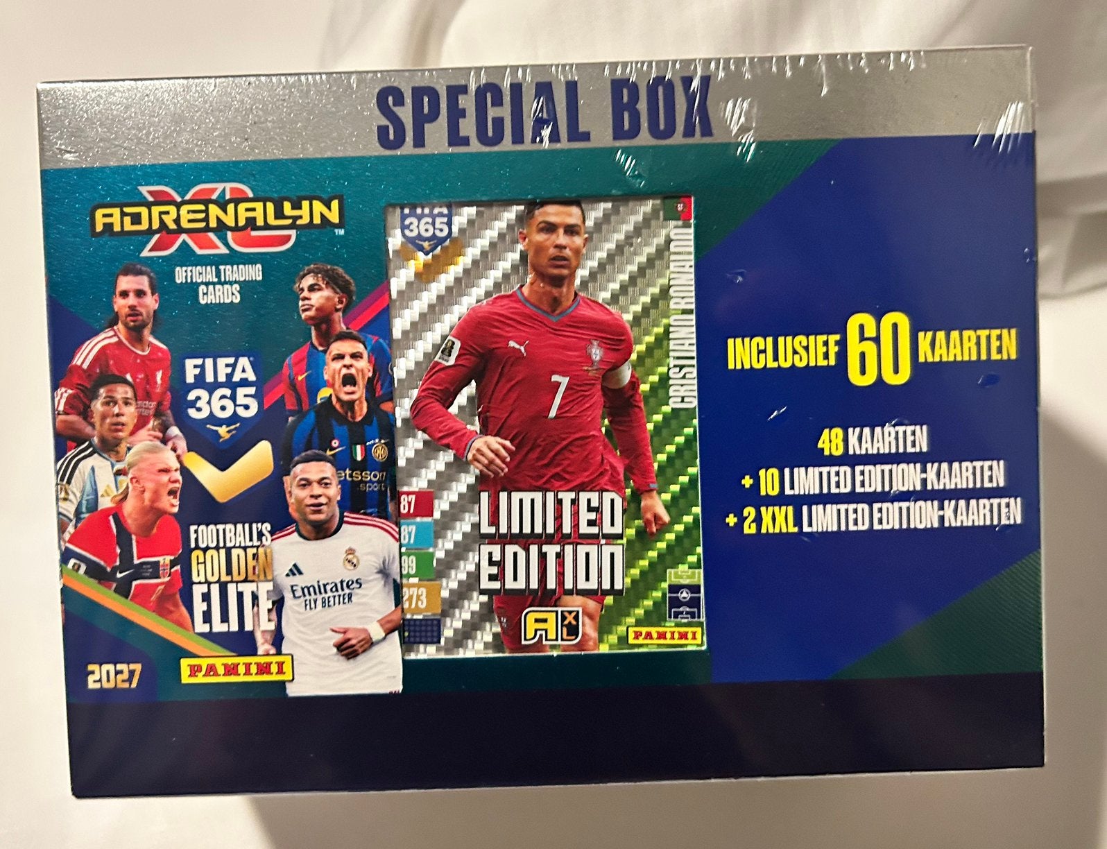 Panini fifa 365 Adrenalyn 2027 Special boxes, Ophalen of Verzenden, Nieuw, Meerdere plaatjes
