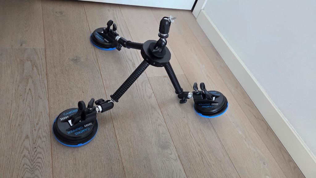 Camtree gripper (met 3 zuignappen) voor montage op auto, Ophalen of Verzenden, Zo goed als nieuw