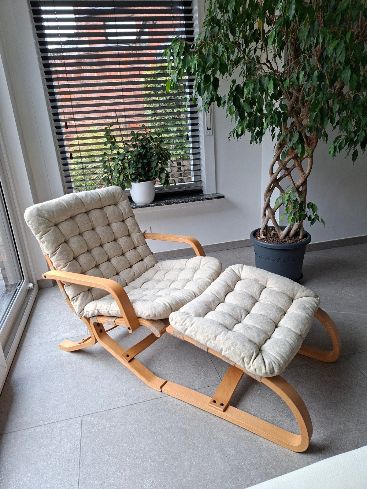 Vintage lounge chair + voetenbank – Relling stijl, Ophalen, Hout