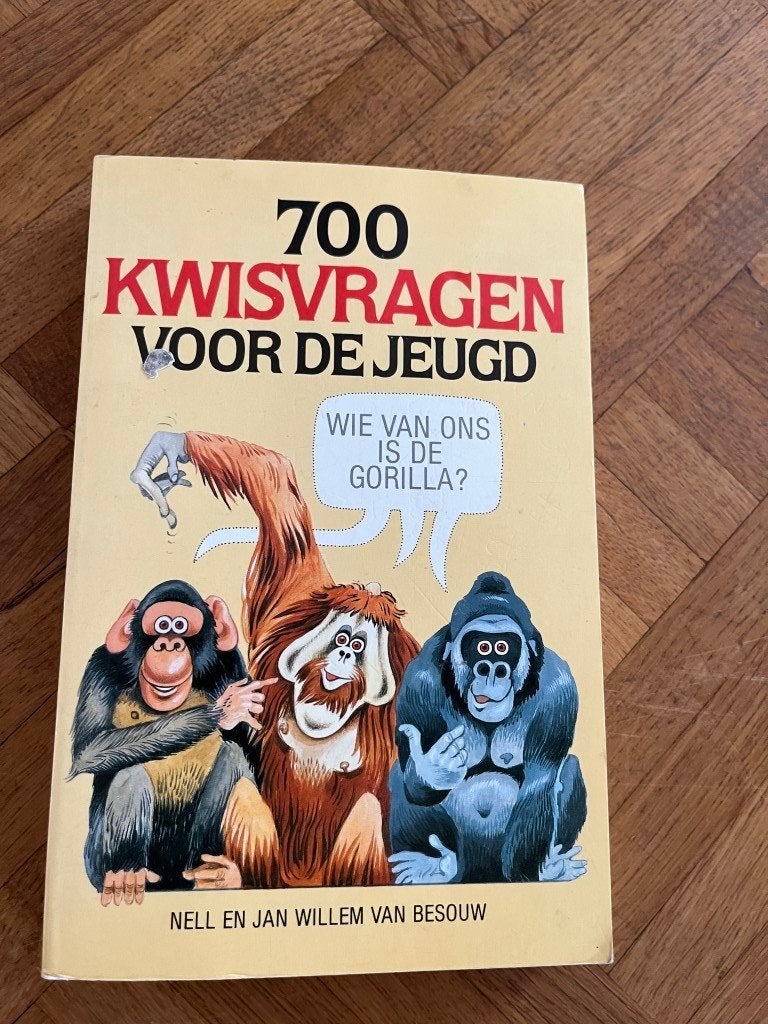 700 kwisvragen voor de jeugd denksport, Hobby en Vrije tijd, Ophalen of Verzenden