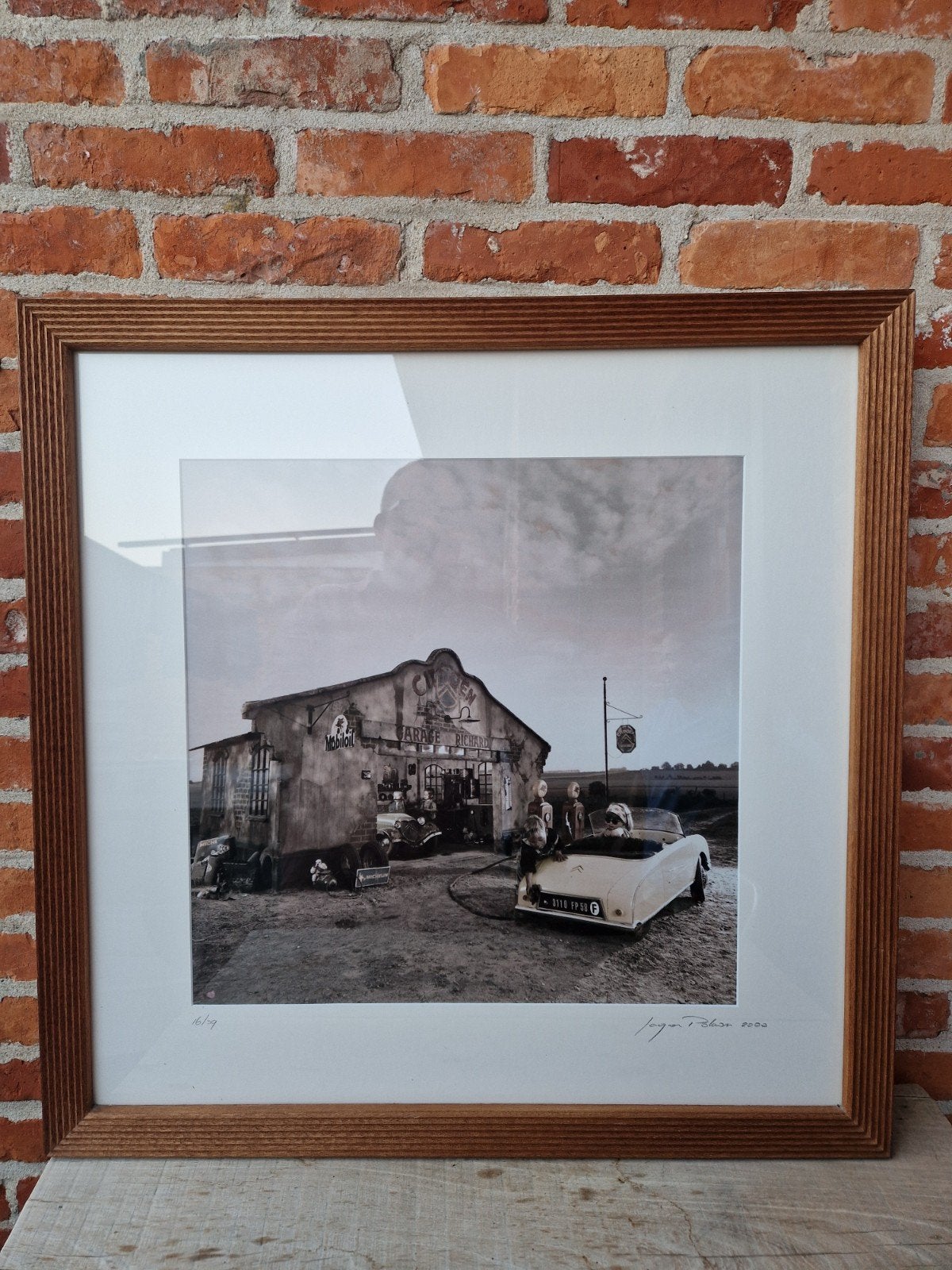 Grote Foto Jorgen Polman NL Kinderdromen Citroën Garage, Antiek en Kunst, Kunst | Tekeningen en Fotografie, Foto, Ophalen