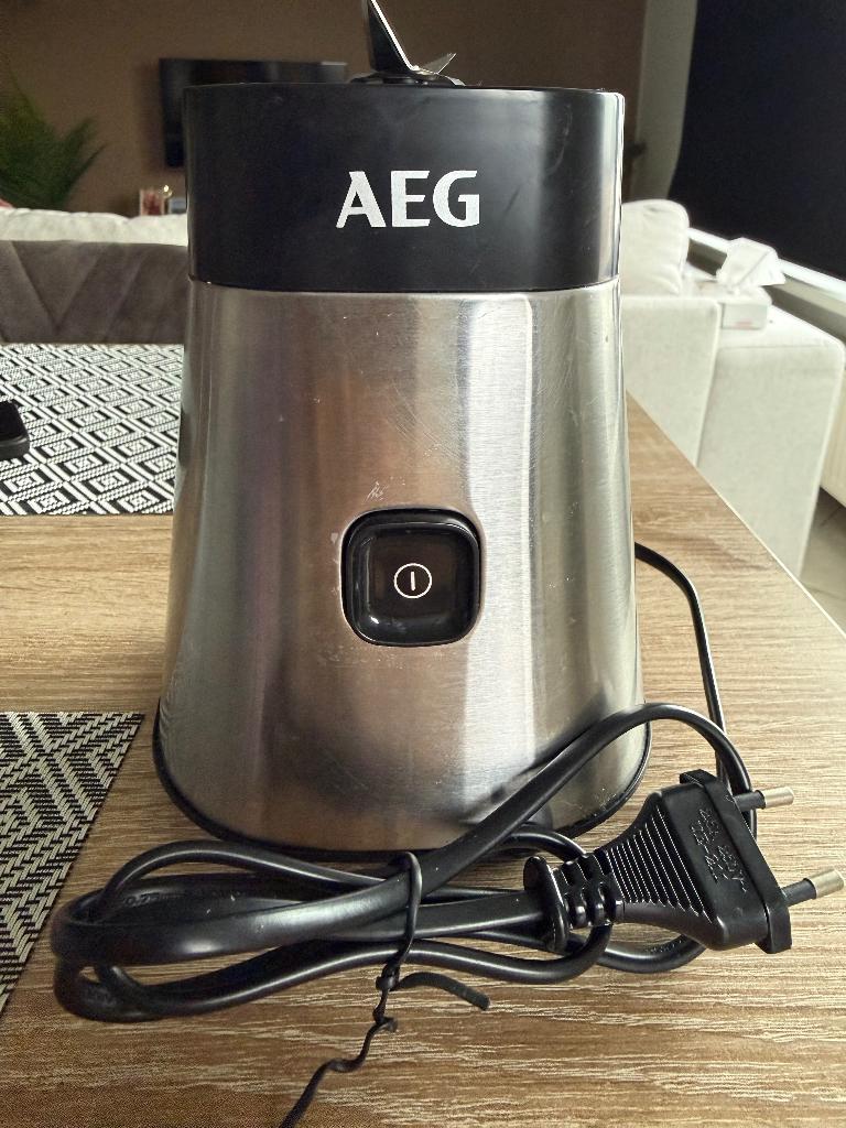 AEG smoothiemixer, Elektronische apparatuur, Keukenmixers, Ophalen, Zo goed als nieuw, Vaatwasserbestendig, Minder dan 1 liter