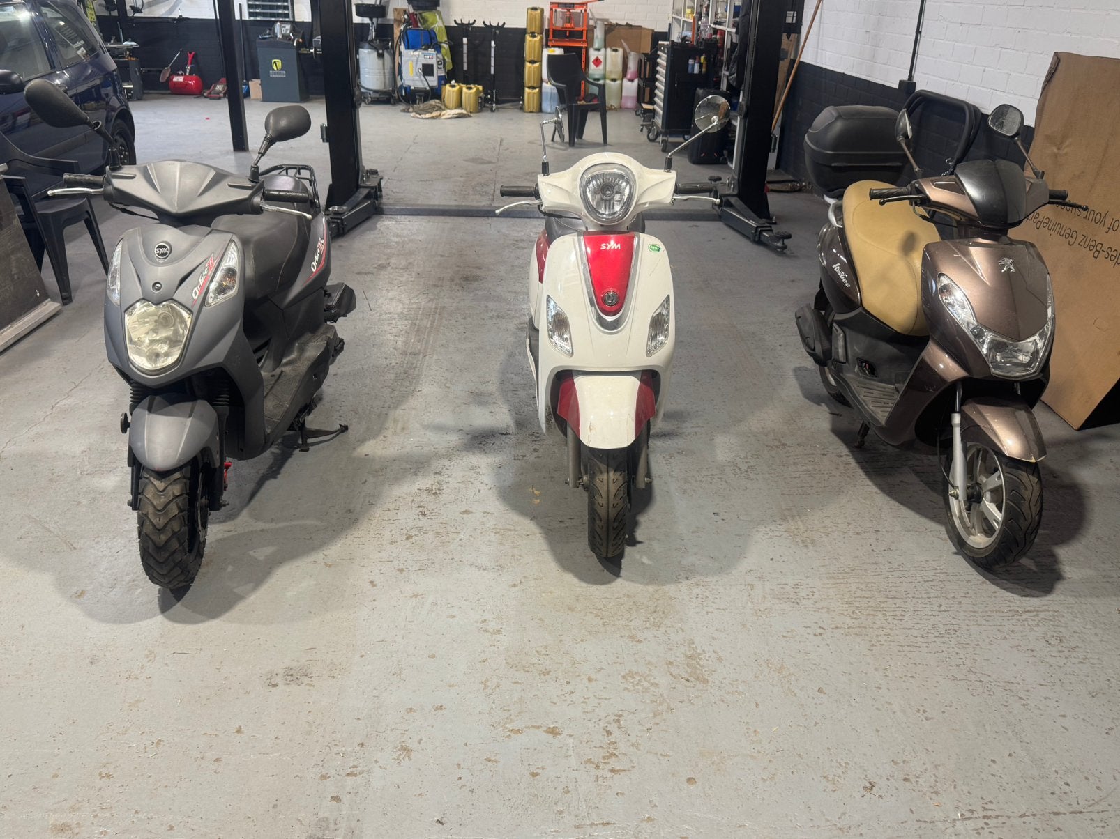 Lod van 3 scooters alle papieren zijn ze bij., Vélos & Vélomoteurs, Scooters | SYM, Utilisé, Orbit, Classe A (25 km/h), Essence