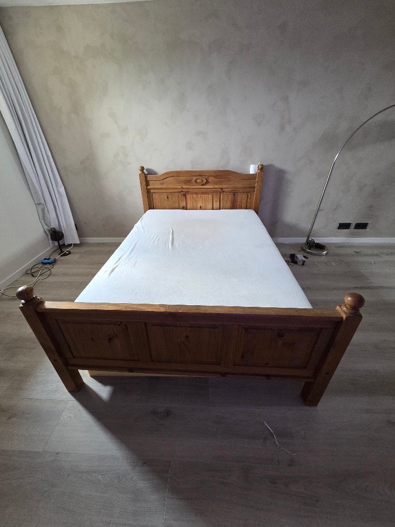 Gratis, Huis en Inrichting, Slaapkamer | Bedden, Ophalen, Gebruikt, Tweepersoons, 140 cm