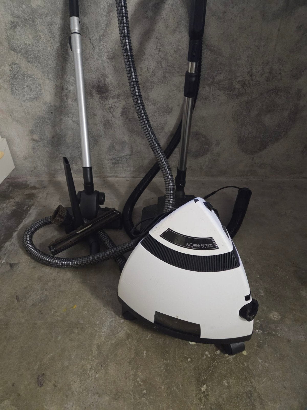 Stoomreiniger van aqua viva voor tapijten.zetels, Electroménager, Vapeurs, Enlèvement, Nettoyeur à vapeur