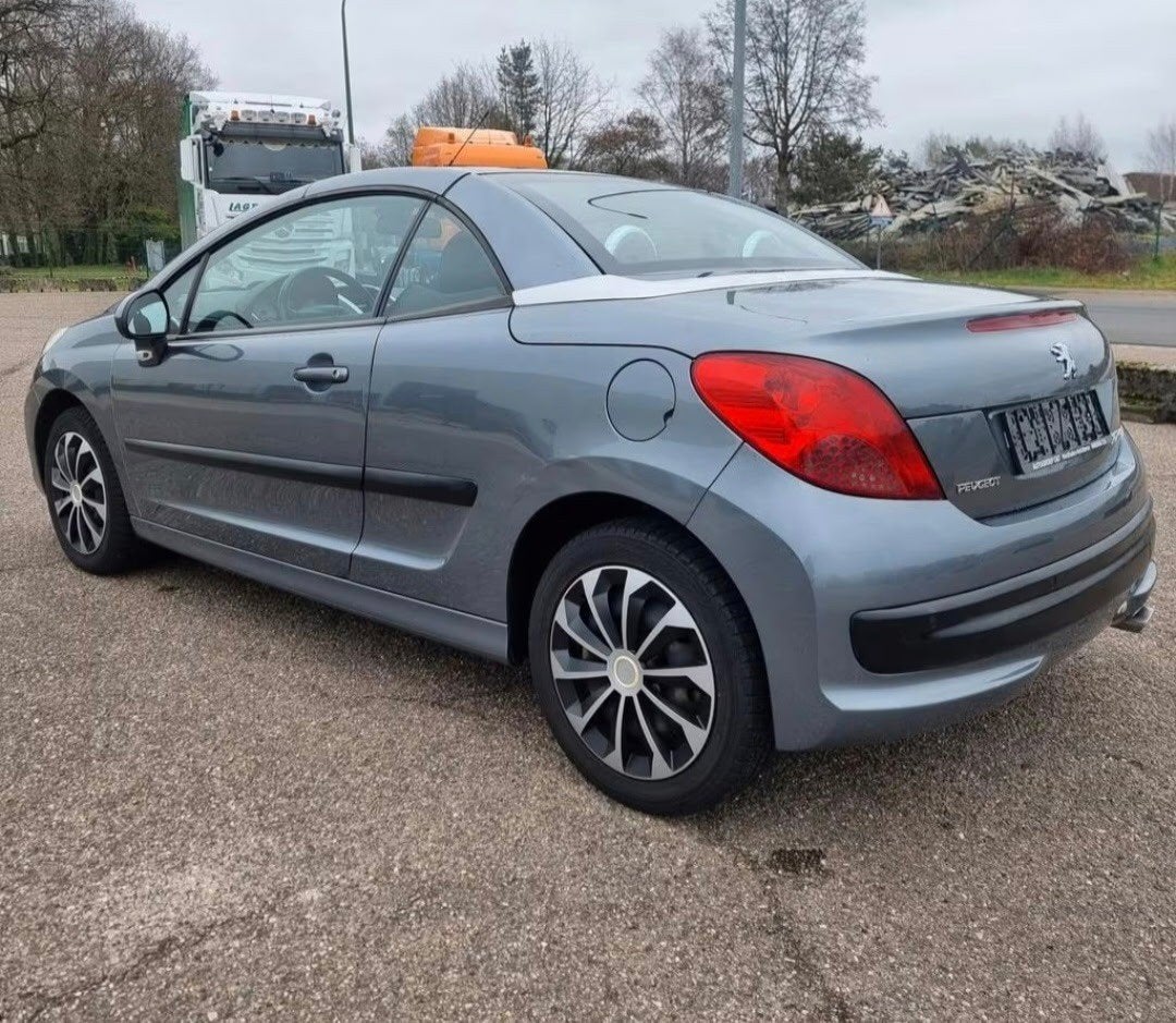 peugeot 207 cc 137000km met keuring voor verkoop, Auto's, Peugeot, Te koop