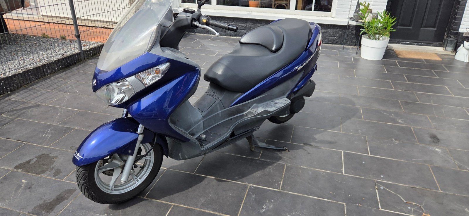 Scooter Suzuki Burgman 125cc, Motos, Particulier, Scooter