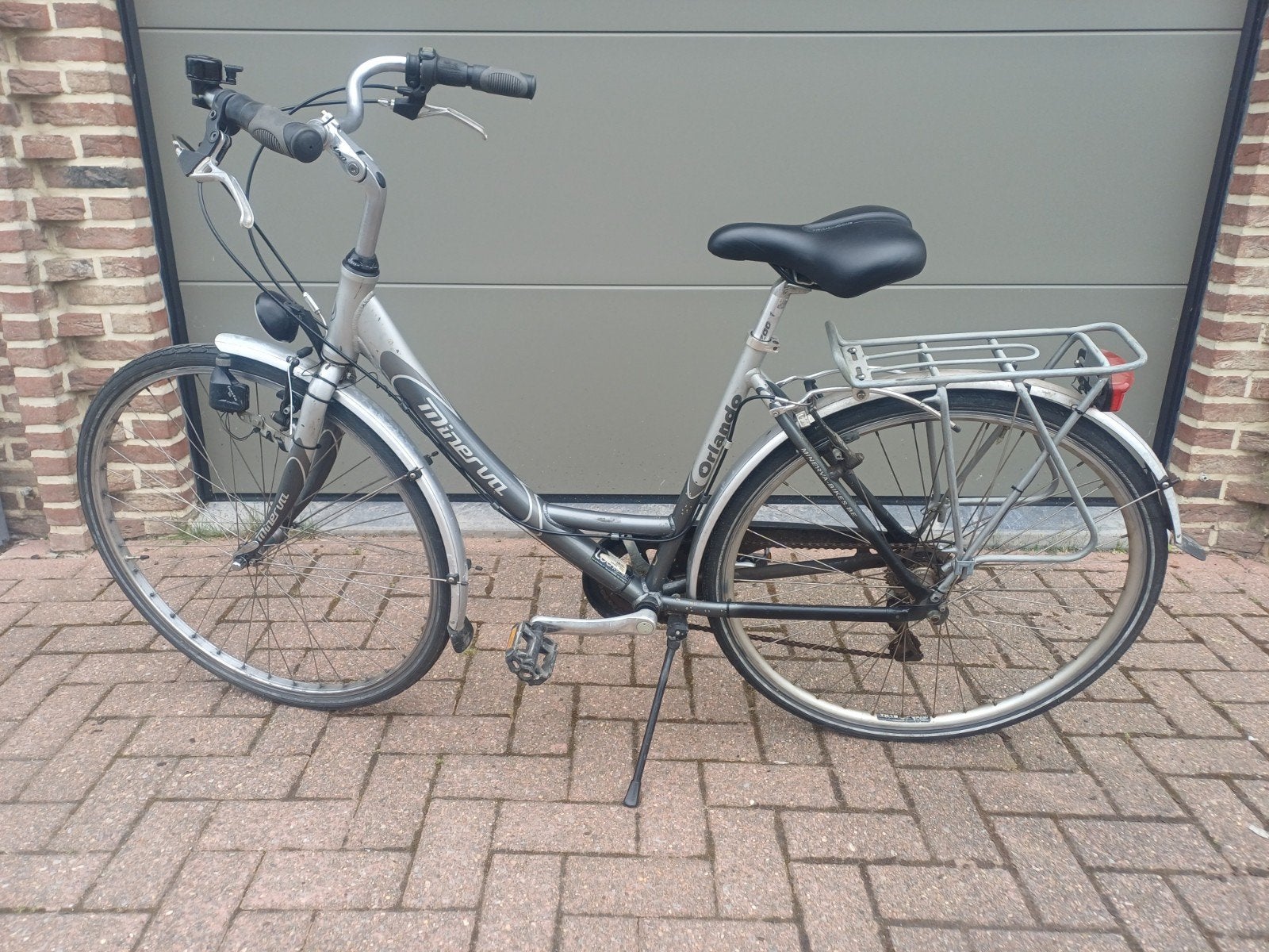 Vélo Minerva 7 vitesses pour femmes, Enlèvement
