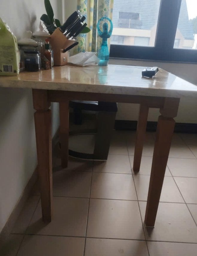 Keukentafel met travertin blad 80x80, Ophalen, Gebruikt, Vierkant, Vier personen