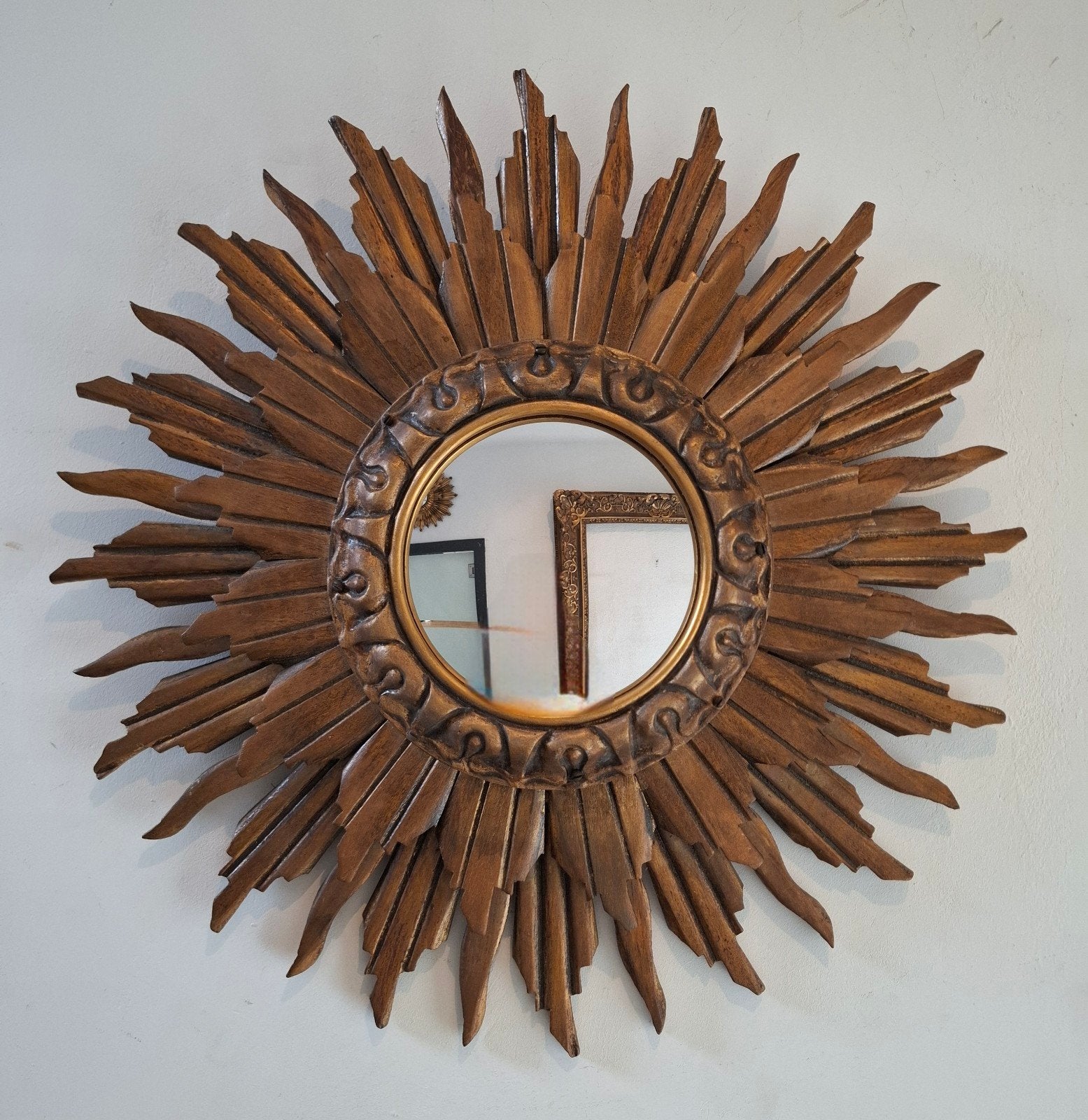 Zonnespiegel Miroir soleil rare en bois 2 étages 1960., Ophalen of Verzenden