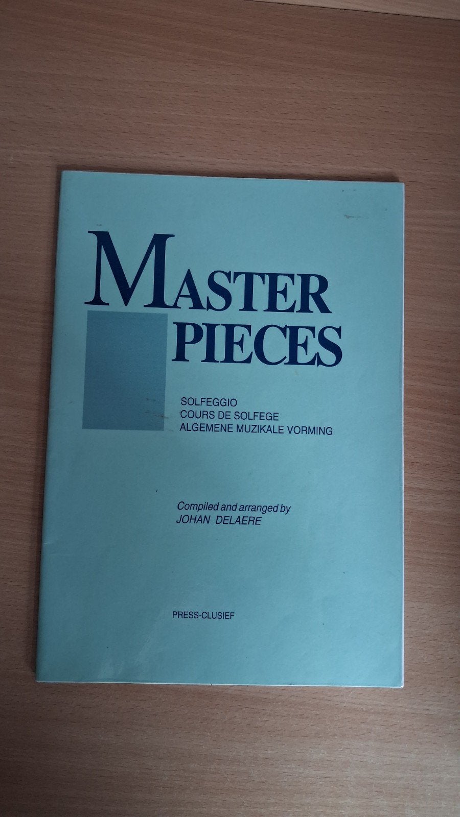 Master Pieces AMV, Boeken, Ophalen