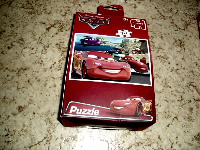 Lot de jouets (Puzzle, Car's, voiture, sifflets, ...), Enlèvement, Utilisé