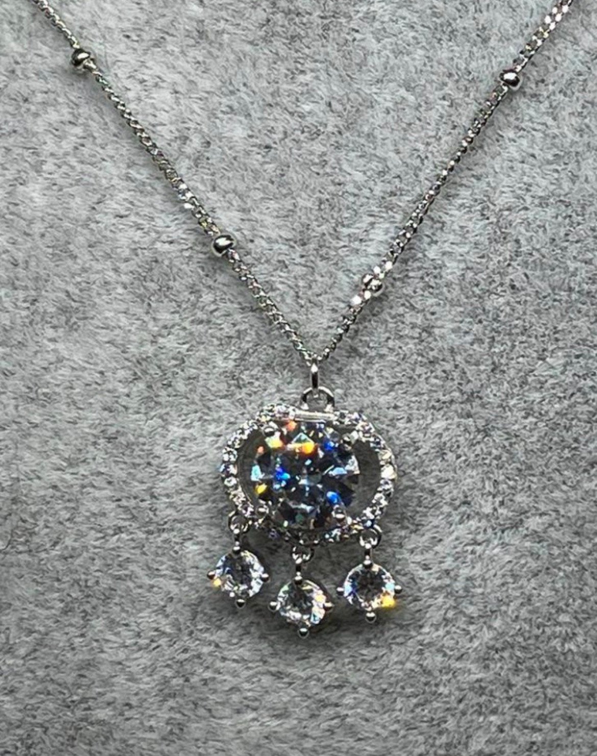 Zilveren ketting hanger met Moissanite en Zirkonia, Wit, Nieuw, Ophalen of Verzenden, Met edelsteen