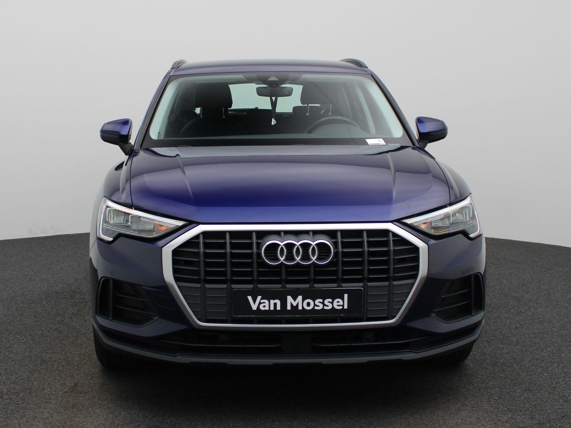 Audi Q3 35 TFSI S tronic Bus. Ed. Attraction (automatique), Autos, Electronic Stability Program (ESP), Achat, 1800 kg, Entreprise