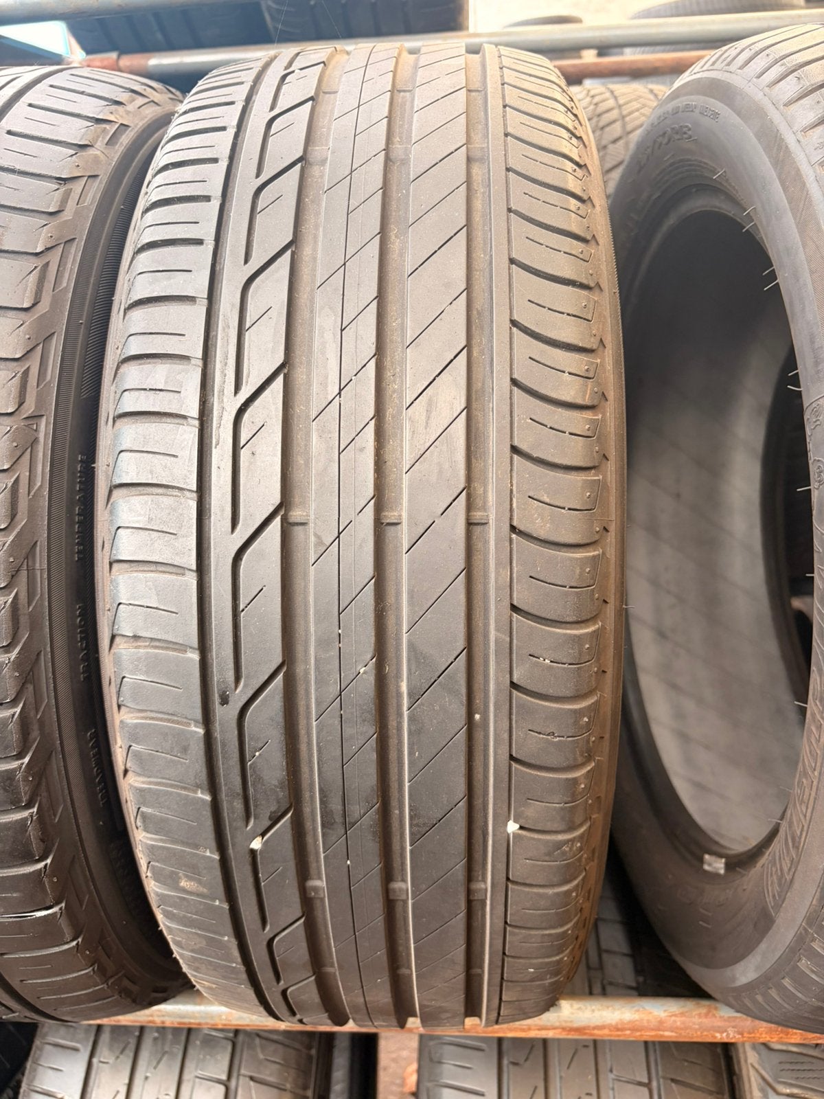 215 50r18 Bridgestone avec montage et équilibrage, Enlèvement, Utilisé