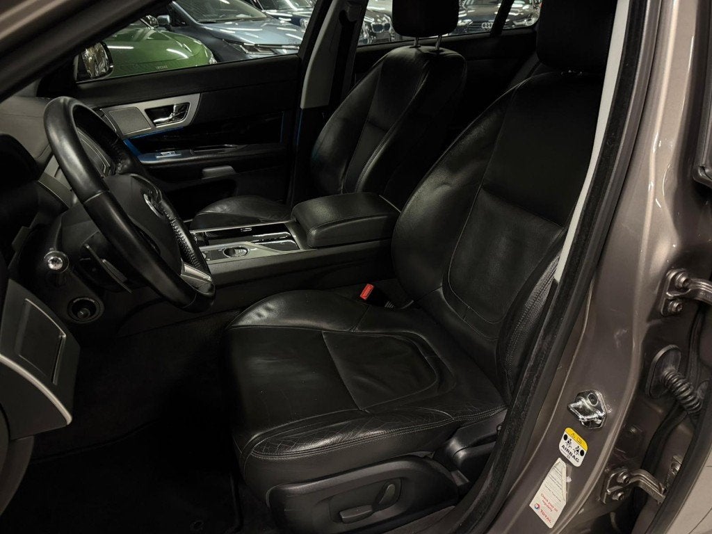 Jaguar XF Automatique 2.2D 140kW Euro 5 Année 06/2012, Autos, Cuir, Euro 5, Achat, https://public.car-pass.be/vhr/512c3032-1894-4541-a0f0-4d743abce54f