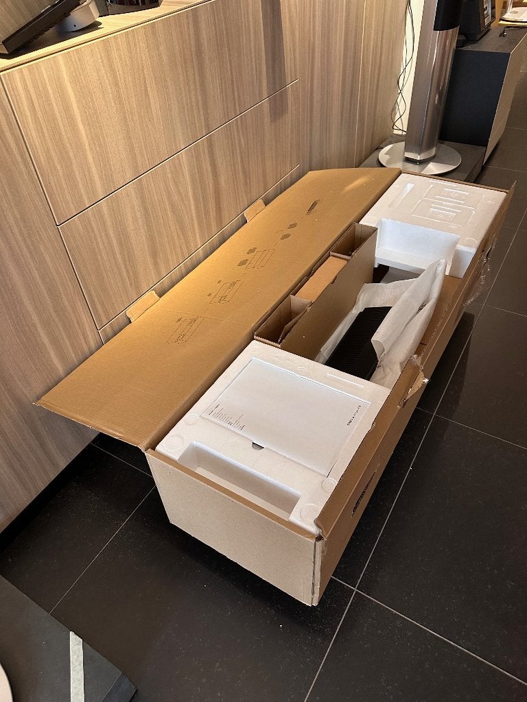 Bang & Olufsen Beosound Theatre 55 Alu/stof Dolby Atmos  B&O, Info@bang-olufsen.dk, Comme neuf, Enlèvement, Bluetooth