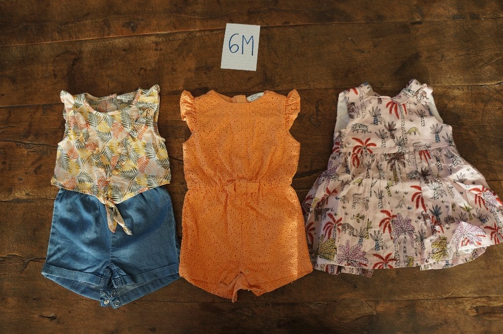 Kleedjes / Partysuits 6 maand lente - zomer, Kinderen en Baby's, Meisje, Jurkje of Rokje, Divers, Ophalen of Verzenden