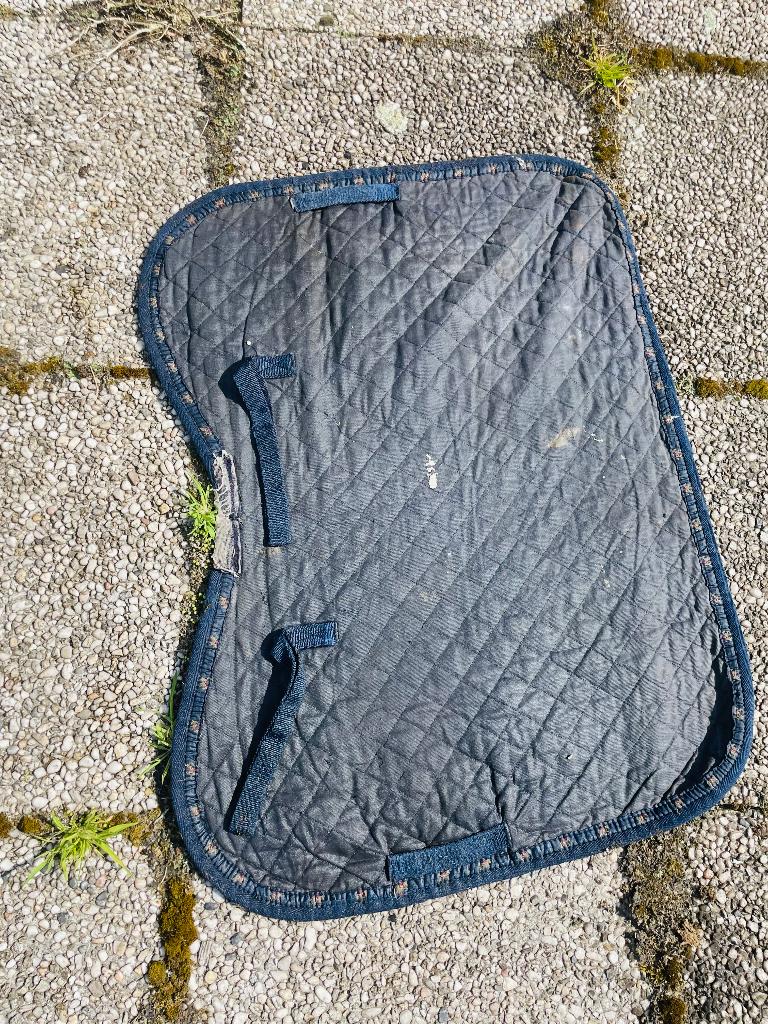 Zadeldekje, Enlèvement, Utilisé, Gris, Tapis de selle