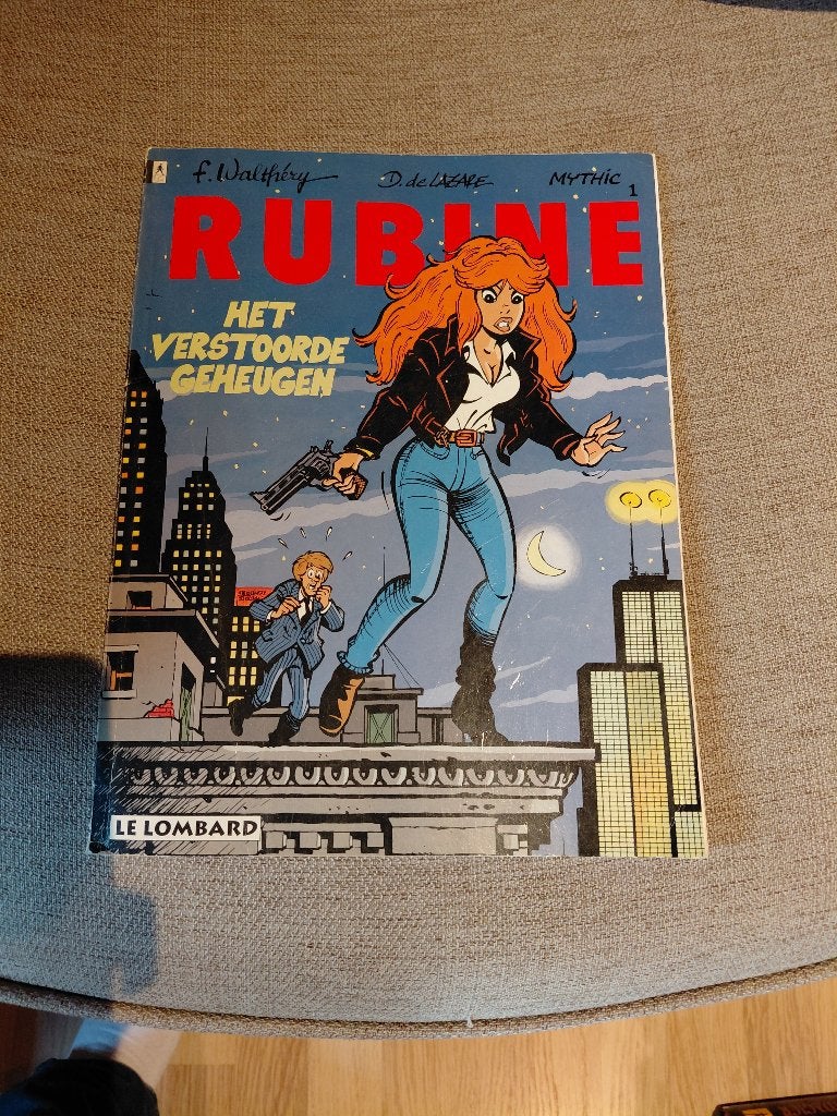 rubine, Boeken, Stripverhalen, Eén stripboek, Ophalen of Verzenden, Gelezen