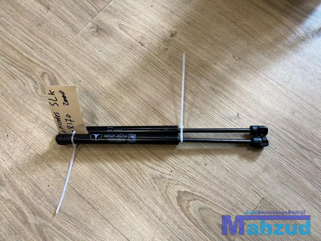 MERCEDES SLK R170 Achterklep gasveer gasdemper 1996-2004, Auto-onderdelen, Gebruikt, Mercedes-Benz AG, Mercedes-Benz, Mercedesstrasse 120
70372  Stuttgart, DE