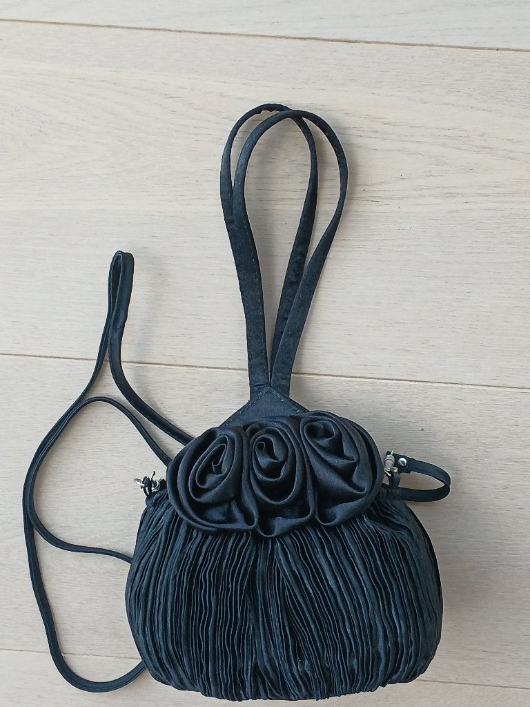 vintage zwart satijnen feesttasje, Ophalen of Verzenden, Zwart, Avondtasje