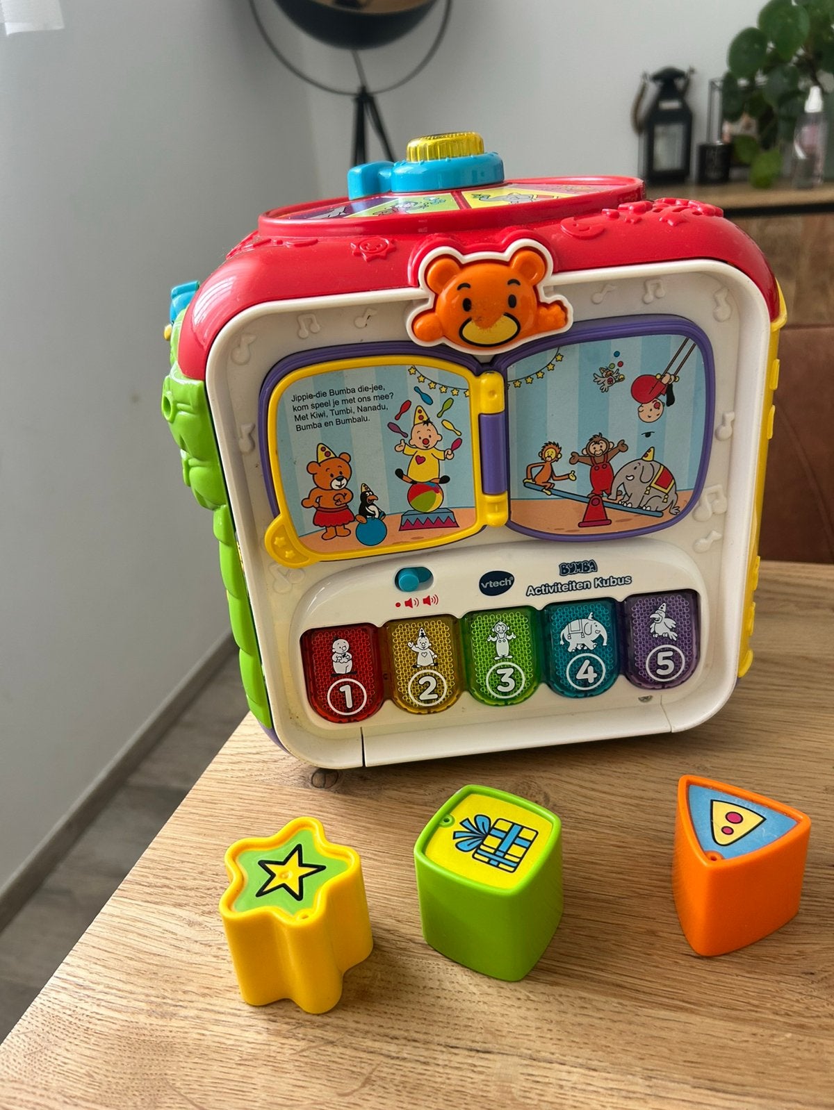 Bumba activiteiten kubus, Kinderen en Baby's, Ophalen, Zo goed als nieuw
