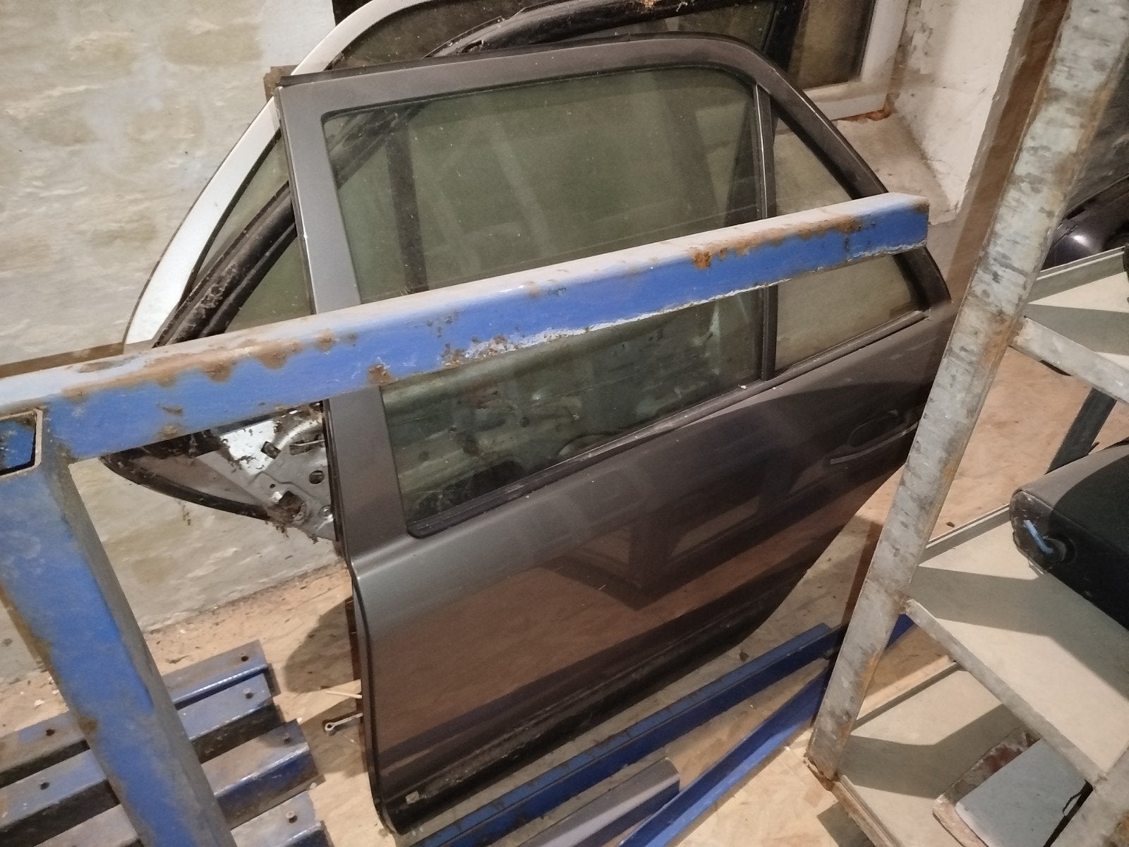 porte arrière gauche de la mercedes 124, Enlèvement, Arrière, Porte