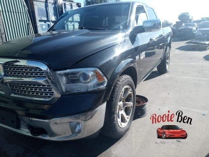 Dodge Ram 1500 Crew Cab 5.7 Hemi V8 4x4 Sloopvoertuig (2016,, Gebruikt, -, -, Ophalen of Verzenden