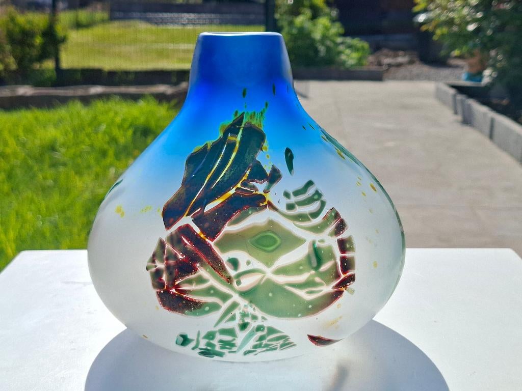 Grand vase signé Louis Leloup. Val saint lambert, Enlèvement
