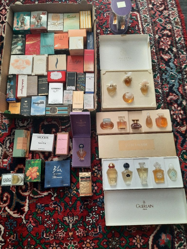 57 flacons de parfums de collection miniature, Collections, Enlèvement, Comme neuf, Miniature, Plein