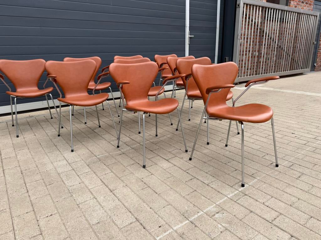 10 Fritz Hansen series 7 Vlinderstoelen Arne Jacobsen 10/10!, Huis en Inrichting, Ophalen of Verzenden, Leolux vitra togo møller sede artifort cassina b&b italia edra