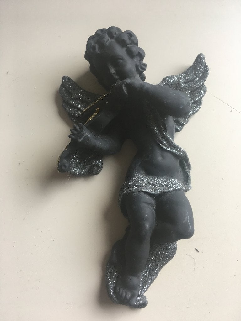 angelots divers porcelaine, Enlèvement
