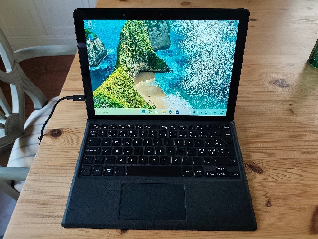 PC portable i7 16gb de ram ssd 512gb ultra fin parfait état, Qwerty, Avec écran tactile, Dell, SSD