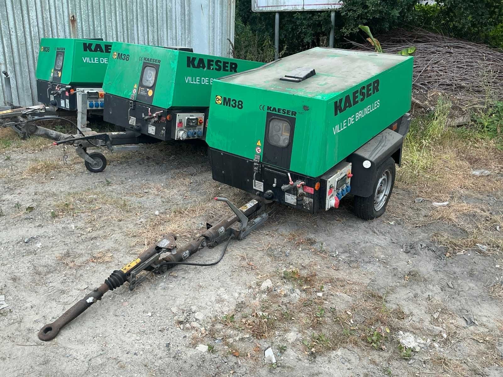 2004 Kaeser M38 Getrokken Schroefcompressor met stroomgroep, Gebruikt