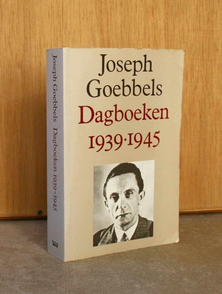 Joseph Goebbels. Dagboeken 1939-1945., Boeken, Wim Sanders, Ophalen of Verzenden, Tweede Wereldoorlog, Gelezen