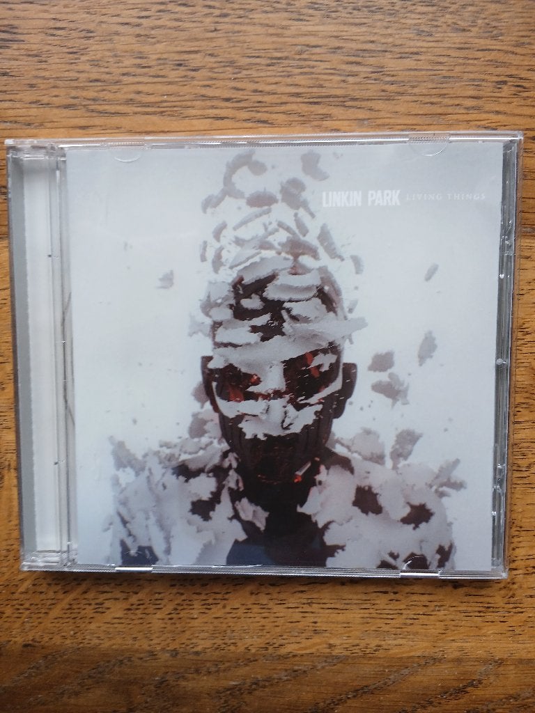 CD Linkin Park : Living Things, Enlèvement