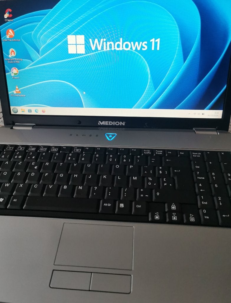 Medion Laptop windows 11, Computers en Software, Ophalen, 4 GB, SSD