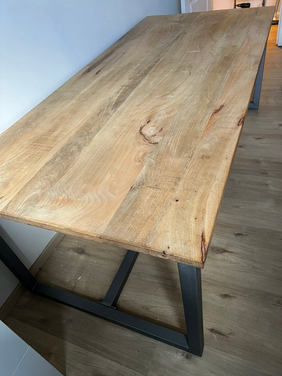 Table de salle a manger en bois 2,20x 1 metre, Maison & Meubles, Enlèvement, Comme neuf, Chêne