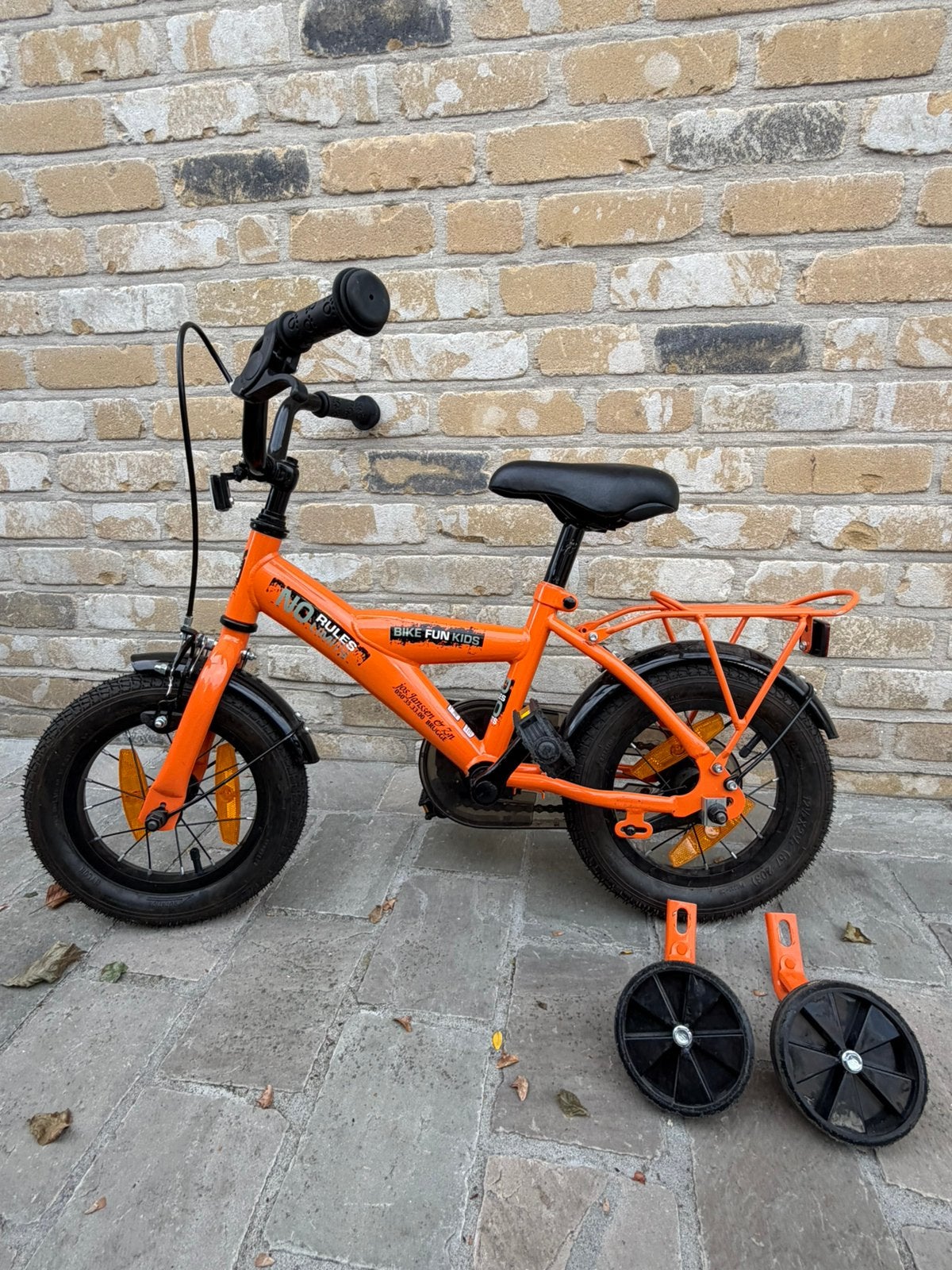 No Rules Fiets (Wielmaat 12), Ophalen, Terugtraprem, Zijwieltjes, Gebruikt
