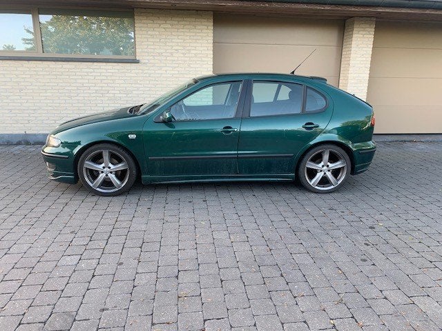 Seat Leon, Auto's, Seat, Voorwielaandrijving, Stof, Zwart, 4 cilinders