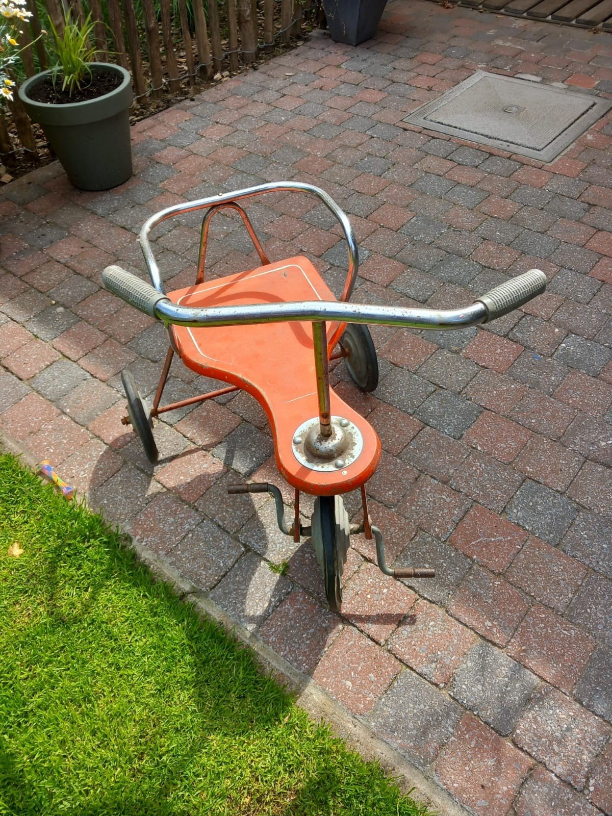 Retro driewieler fiets, Enlèvement