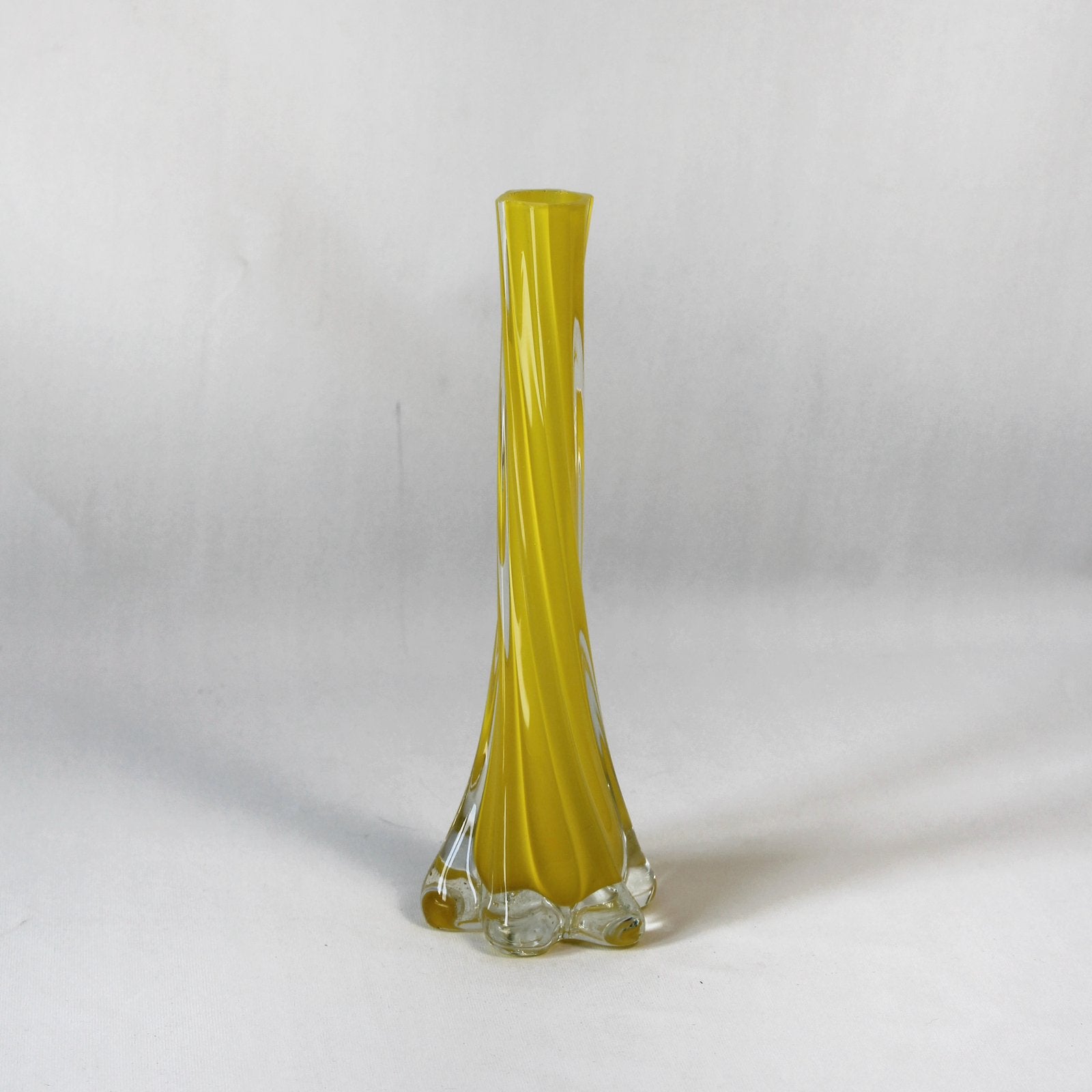 Vintage Murano Stijl Sommerso Vaas 20cm – Geel Jaren 70, Ophalen of Verzenden, Zo goed als nieuw, Geel