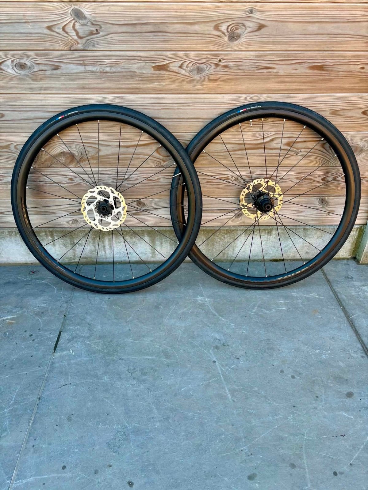Bontrager wielen, Fietsen en Brommers, Ophalen, Zo goed als nieuw