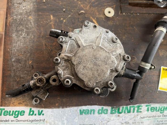 Pompe à vide (diesel) d'un Volkswagen Touran, Volkswagen, -, 3 mois de garantie, Utilisé