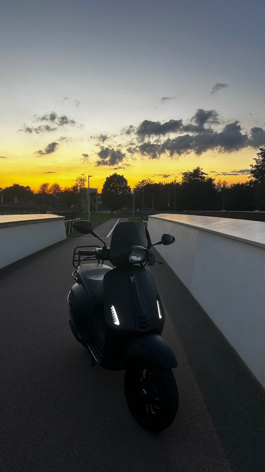 vespa sprint, Fietsen en Brommers, Ophalen, Gebruikt, Benzine, 50 cc