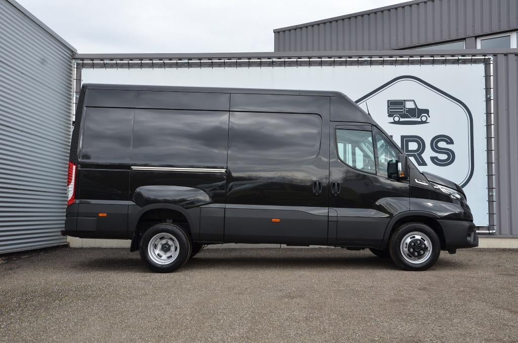 Iveco Daily 35C21- Himatic- L3H2-ACC-Camera-Nieuw- 41990+BTW, Auto's, Automaat, Stof, Euro 6, Iveco