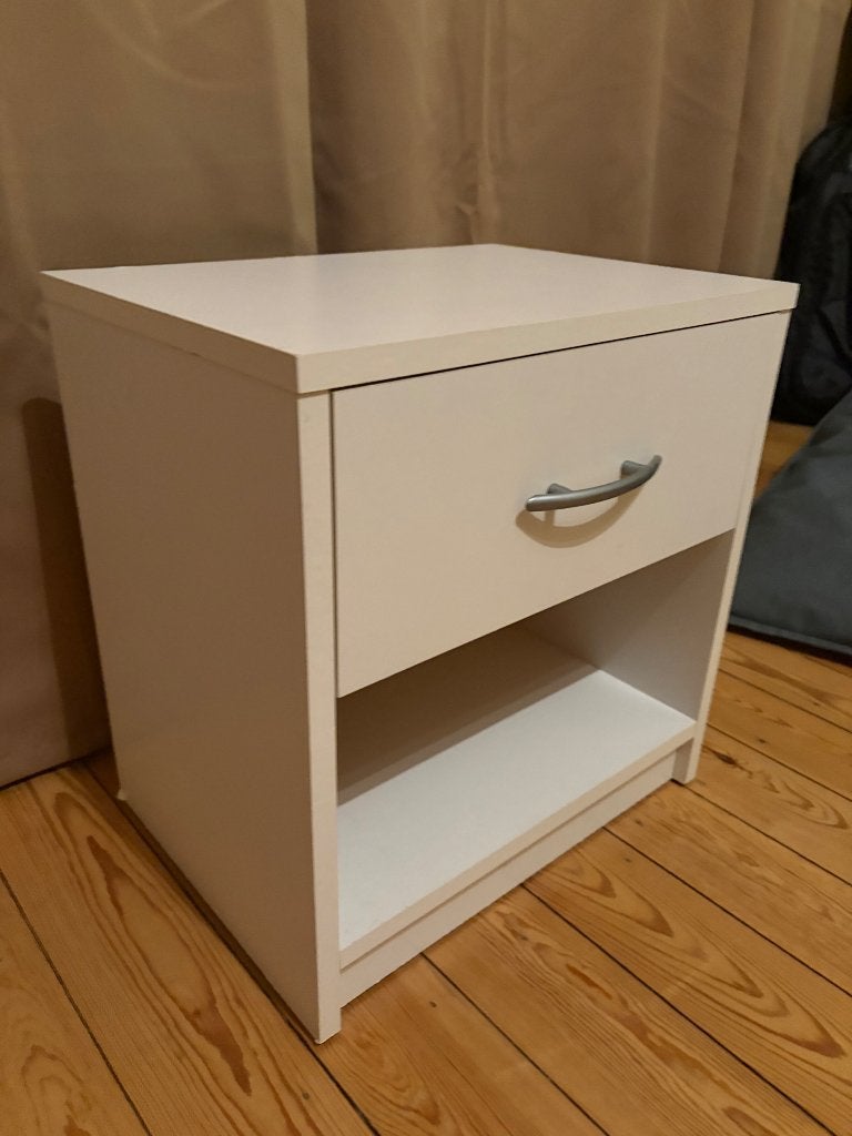 Table de chevet avec tiroir blanche bon état, Moins de 55 cm, Comme neuf, Moins de 45 cm, Enlèvement
