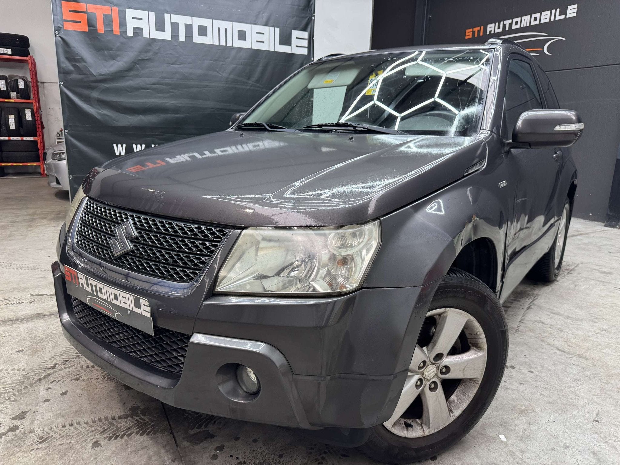 Suzuki Grand Vitara 1.9 DDis *MARCHAND OU EXPORT *, Autos, Argent ou Gris, Achat, 2 places, Noir