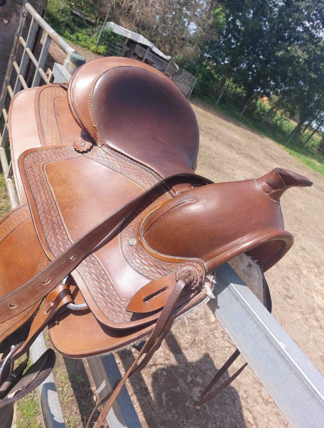uncle tom western zadel, Dieren en Toebehoren, Paarden en Pony's | Zadels, Ophalen